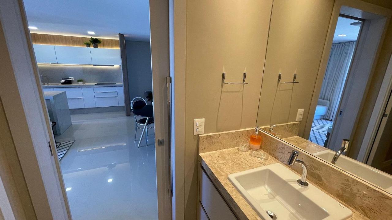 Apartamento Studio no último andar no CENTRO de FOZ com vista para o rio Paraná Foz do Iguaçu Exterior foto