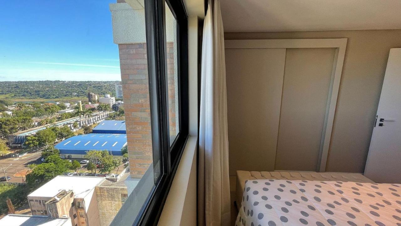 Apartamento Studio no último andar no CENTRO de FOZ com vista para o rio Paraná Foz do Iguaçu Exterior foto